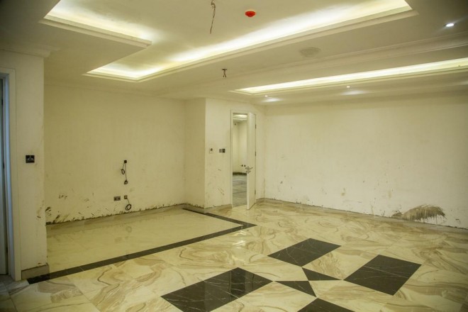 Amazing Fully detached 7 bedroom house
