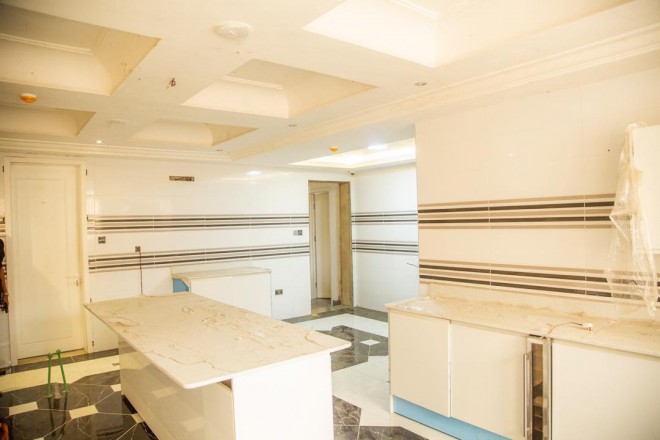 Amazing Fully detached 7 bedroom house