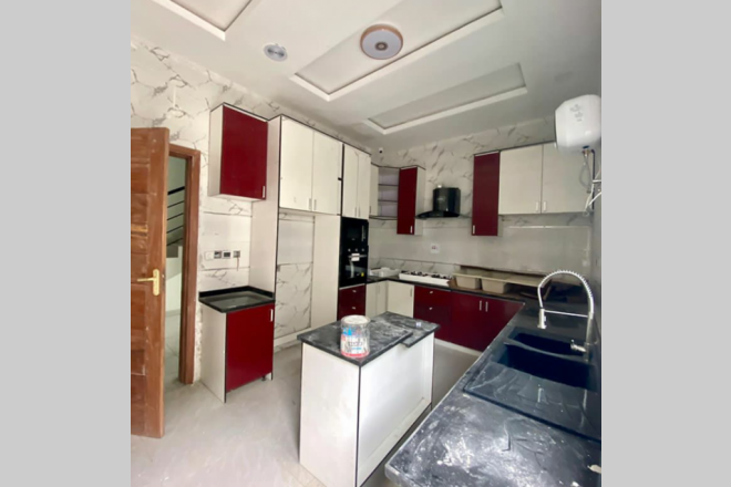 4 bedroom semi detached duplex