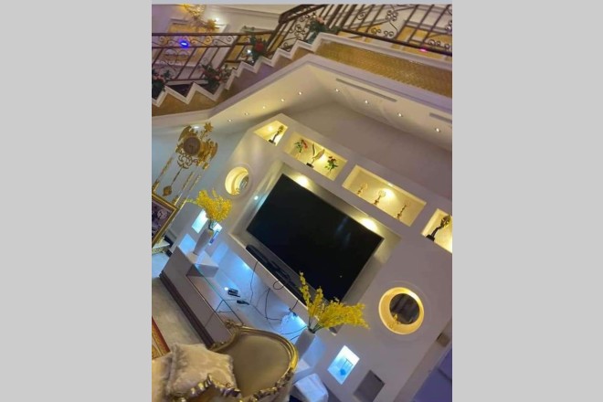 Fully furnished 5 bedroom duplex