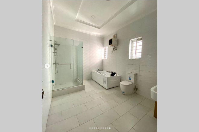 4 bedroom detached duplex