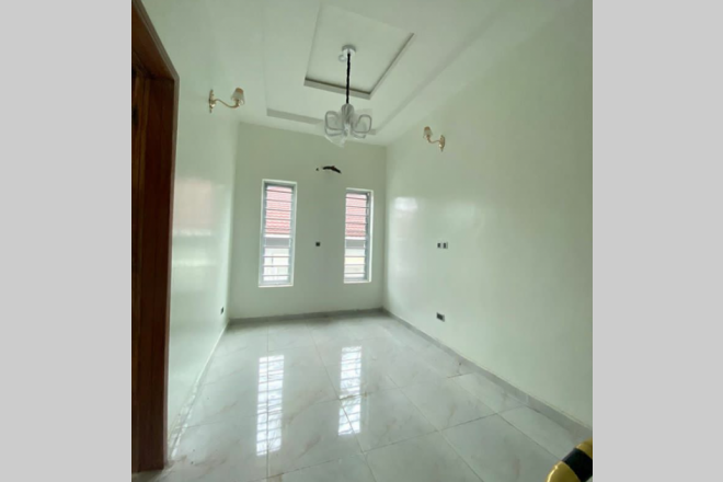 4 bedroom semi detached duplex