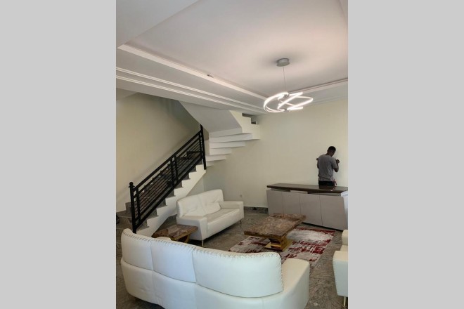 Beautiful 5 bedroom semi detached duplex