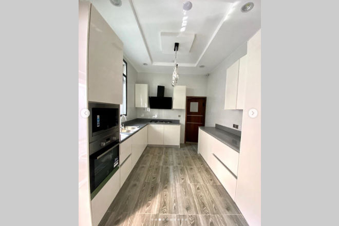 5 bedroom terrace duplex