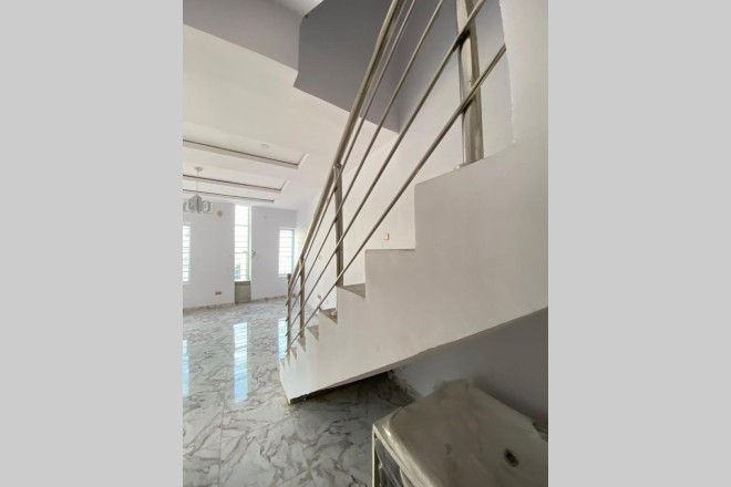 STUNNING, AFFORDABLE 4BEDROOM DUPLEX WITH BQ