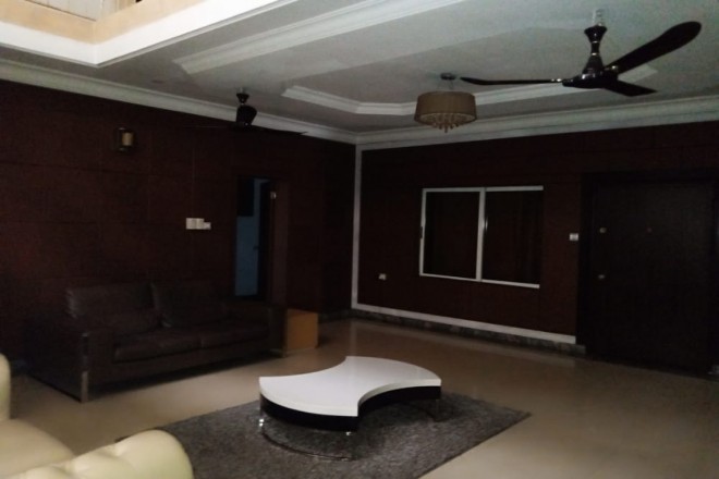 Tastefully finished 5 bedroom duplex
