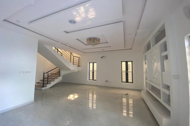 Brand new and tastefully finished 4 bedroom duplex
