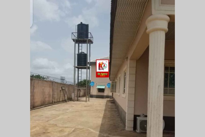 Luxurious house at Igbeba