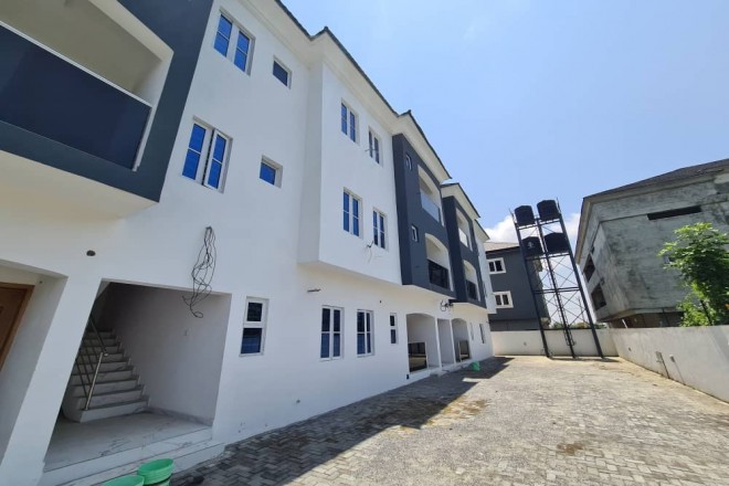 Tastefully finished 2 bedroom apartment