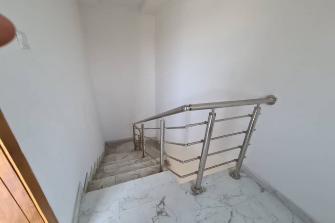 Tastefully finished 2 bedroom apartment