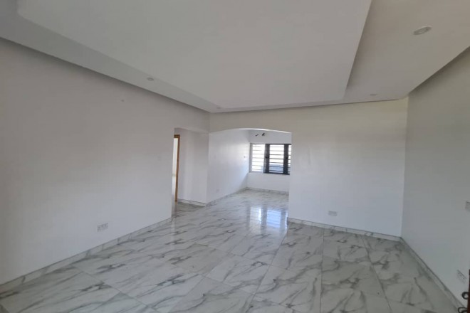 Tastefully finished 2 bedroom apartment